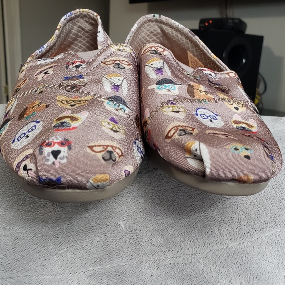 BOBS for Dogs from Skechers - Picture 2 of 9